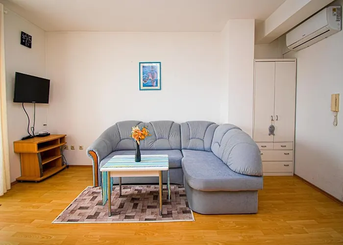 With Parking Space - 21300 Appartamento *