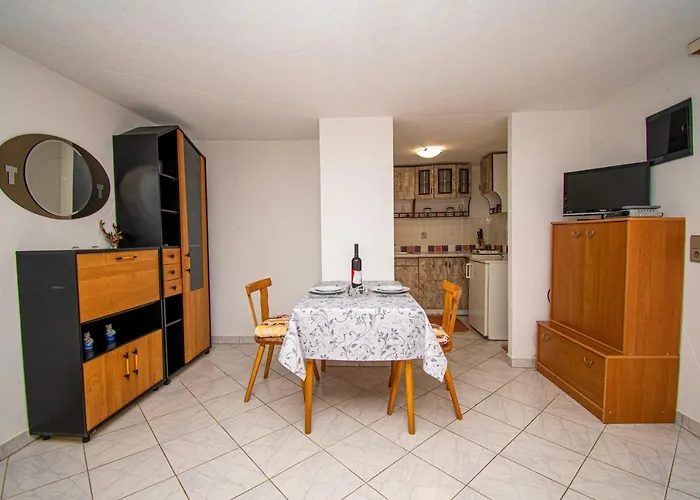 Appartamento With Parking Space - 21300 Porec