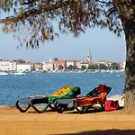 Apartment With Parking Space - 21300 Porec