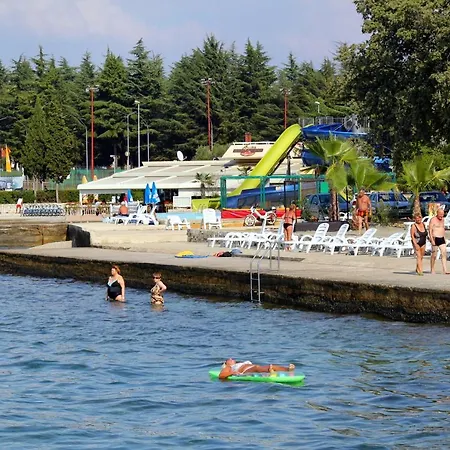 With Parking Space - 21300 Porec