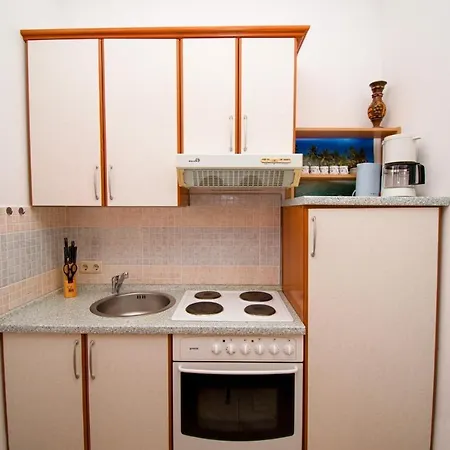 With Parking Space - 21300 * Πόρετς