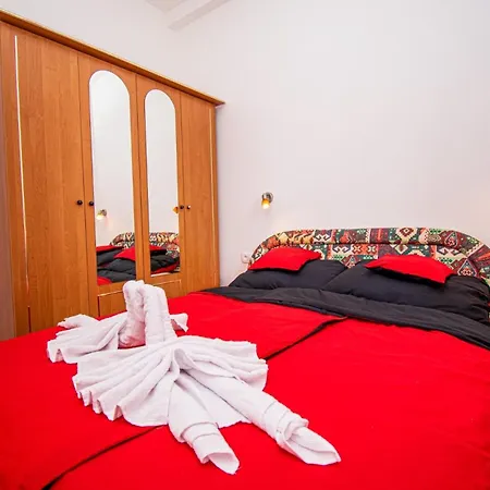With A Parking Space - 21300 * Porec