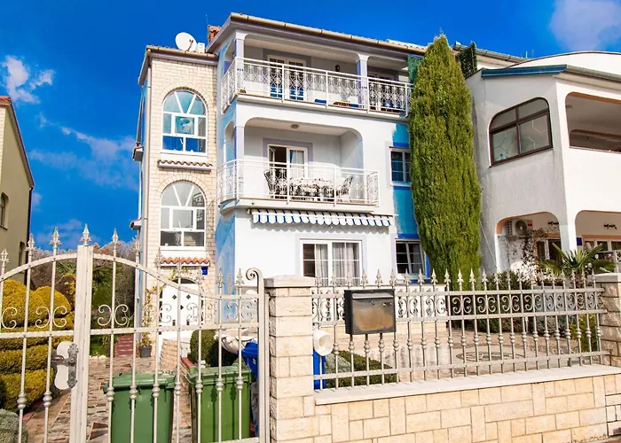 Lejlighed With Parking Space - 21300