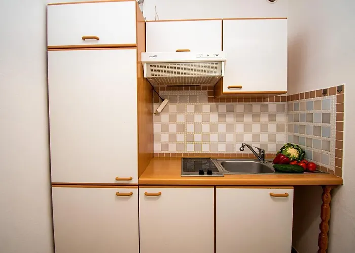 Lejlighed With Parking Space - 21300 *